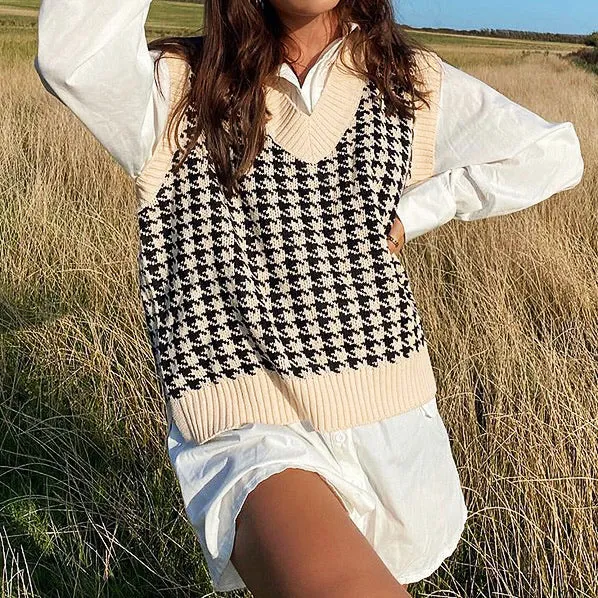 HOUNDSTOOTH KNITTED VEST