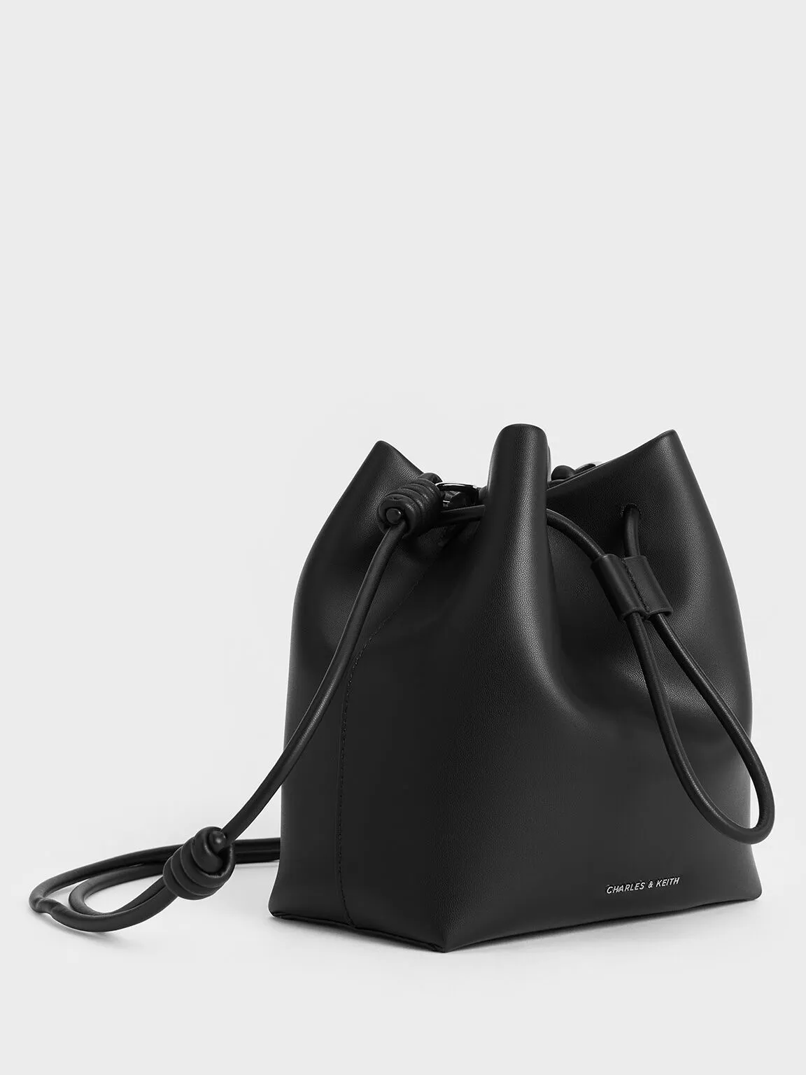 Leia Knotted Bucket Bag - Noir