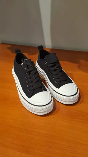 Mia tenis low tipo converse negros