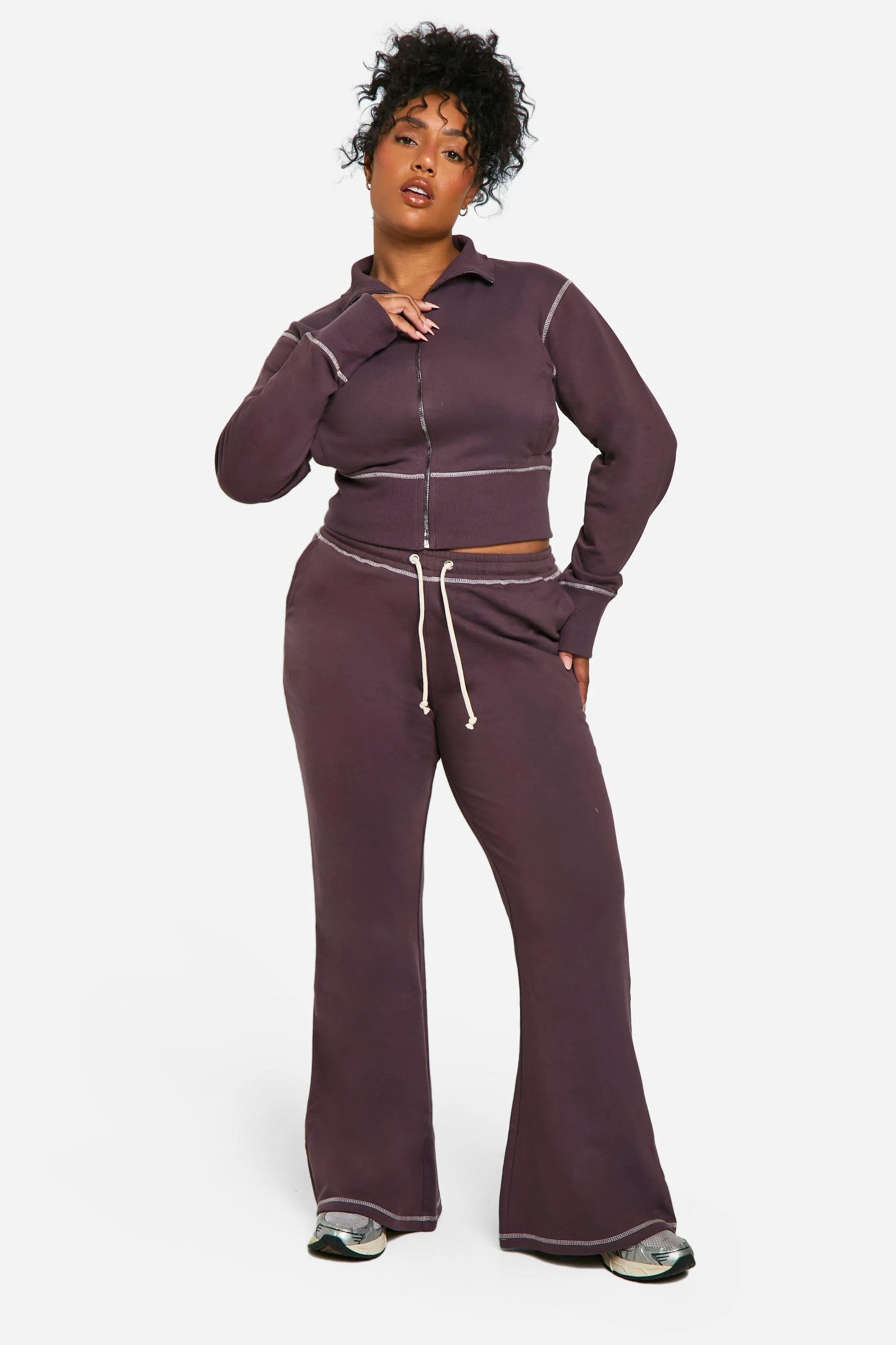 Plus Contrast Stitch Shrunken Top And Flared Sweatpant Tracksuit