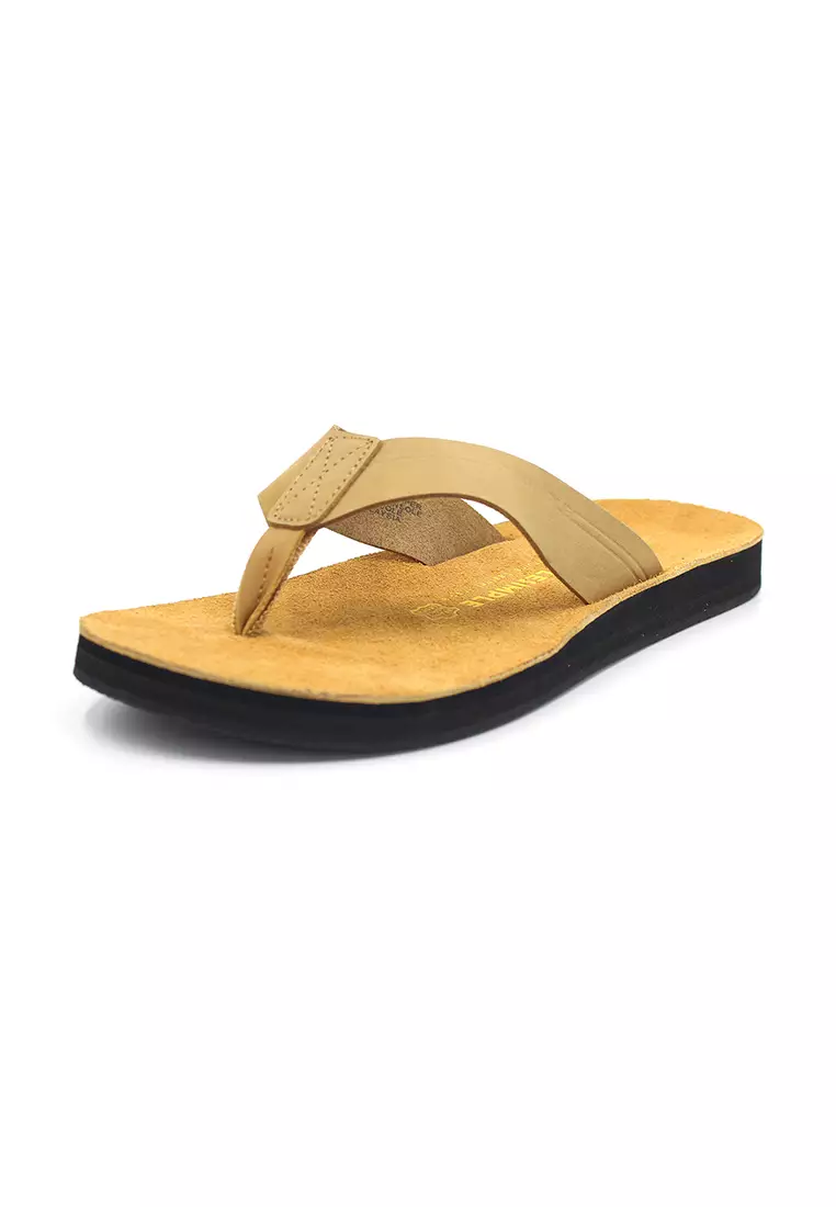 Quebec - Beige Leather Sandals & Flip Flops